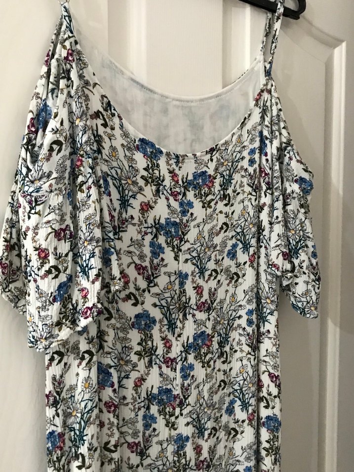 Uzun Askılı Çiçekli Elbise - Görsel 4