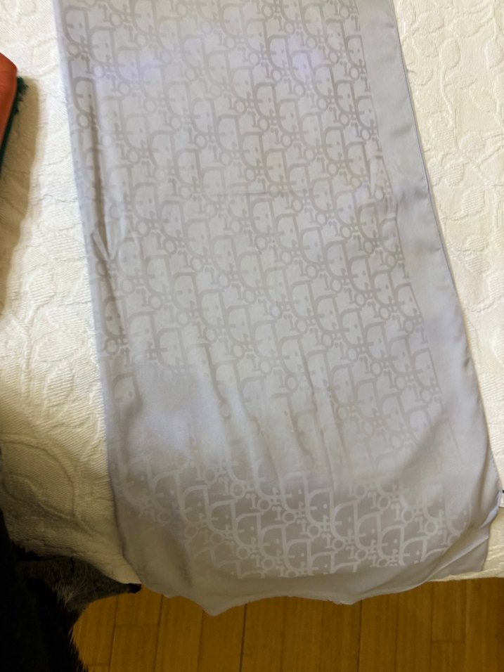 Gri Kadın Saten jakarlı  Şal - Görsel 2