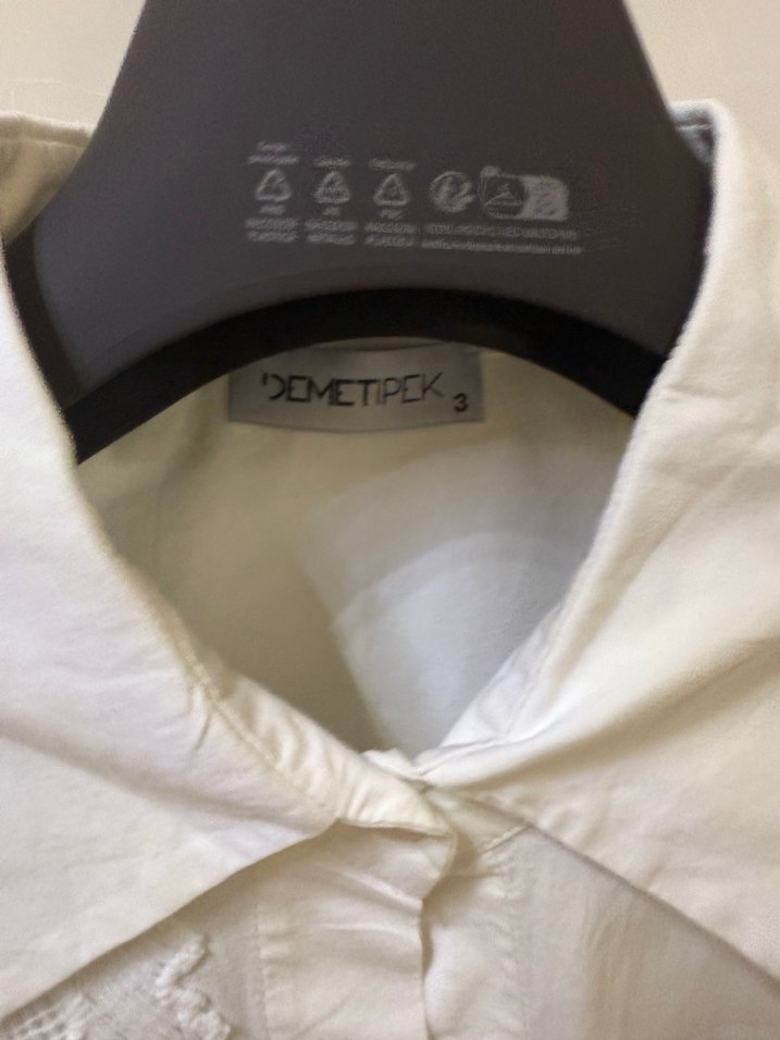 İşlemeli Beyaz Gömlek 3 beden - Görsel 2