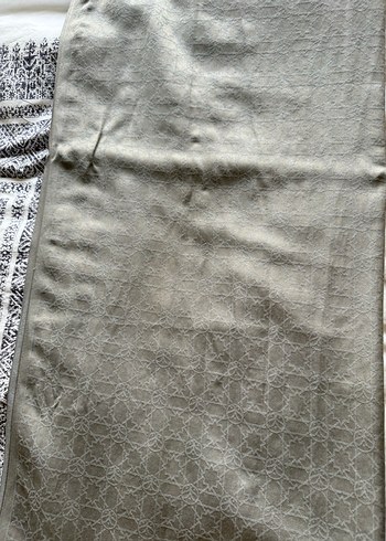 Gri İpekevi şal - Görsel 3