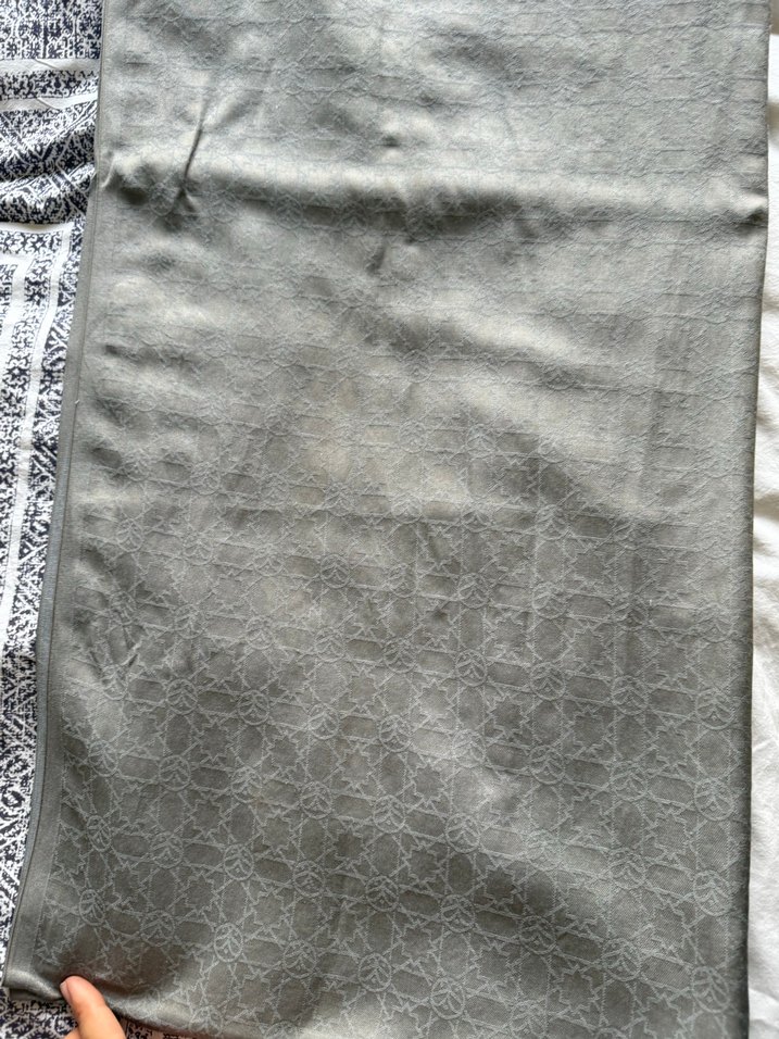 Gri İpekevi şal - Görsel 2