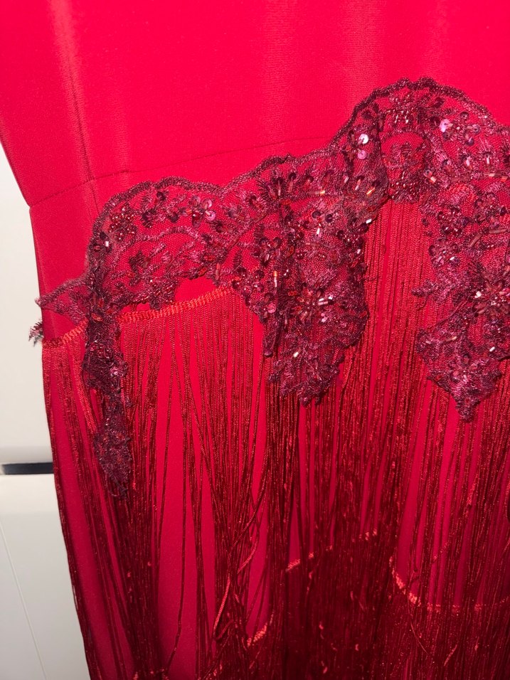 Kırmızı İşlemeli Uzun Kollu Abiye Elbise setrms 40/42 uyumlu - Görsel 3