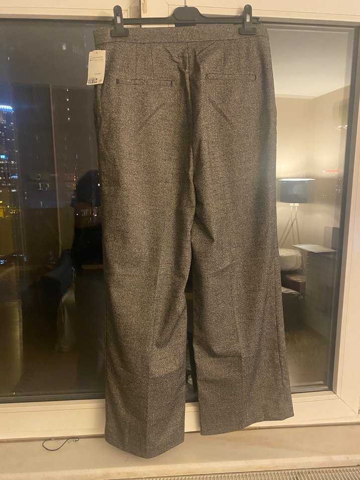 Lastikli yüksek belli kat izli H&M pantolon. - Görsel 4