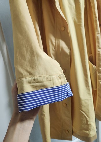 Sarı Midi Boy Düğmeli Kadın Yağmurluk - Görsel 4