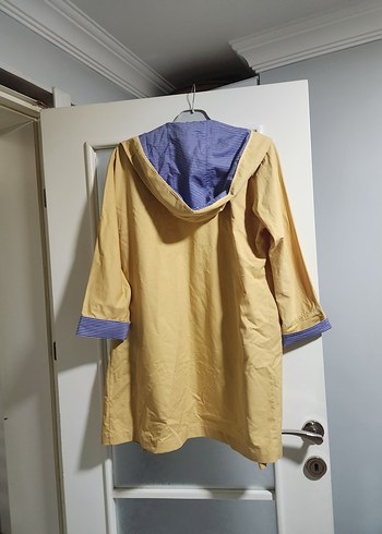 Sarı Midi Boy Düğmeli Kadın Yağmurluk - Görsel 3