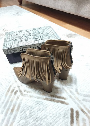 Püsküllü Süet Bej Bohem Stiletto Bot - Görsel 5