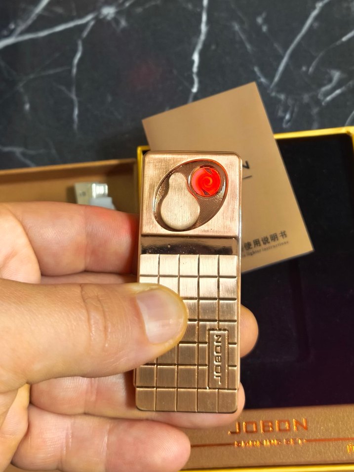 Altın Renkli Parlak USB Çakmak - Görsel 5