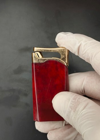 Kırmızı Renkli Rüzgar Geçirmez Çakmak - Görsel 3