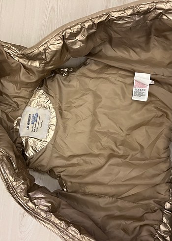 Kız Çocuk Parlak Altın Renkli Fermuarlı Yelek - Görsel 3