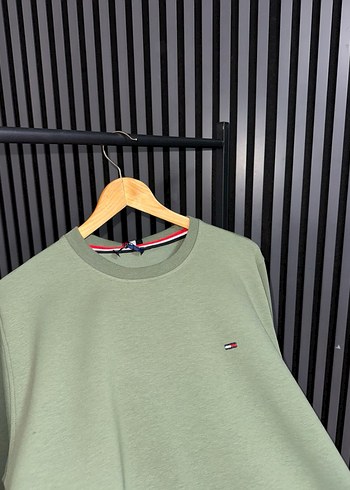 Tommy Hilfiger Yeşil Erkek Sweatshirt - Görsel 2