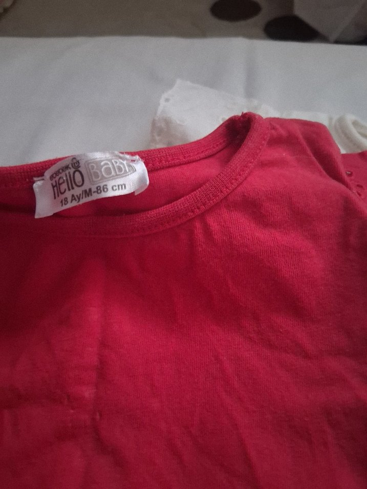 Kız Çocuk Kırmızı Fırfırlı Keten Tişört - Görsel 4