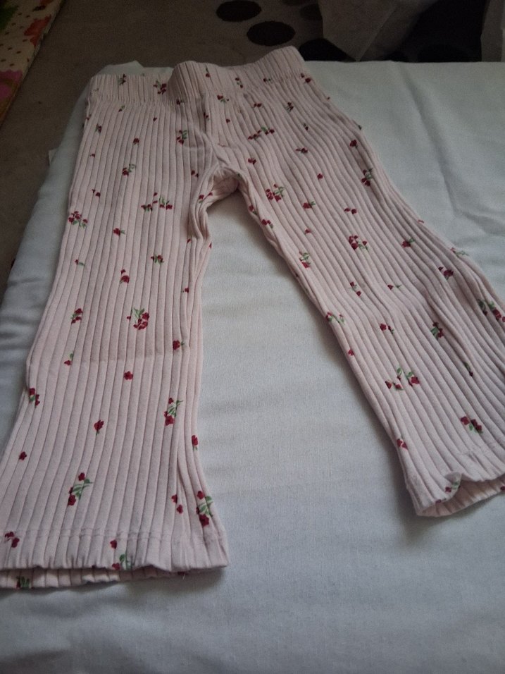 Kız Çocuk Pileli Pembe Tayt - Görsel 2