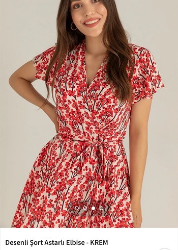 Kırmızı Piliseli V Yaka Şortlu Mini Elbise - Görsel 2