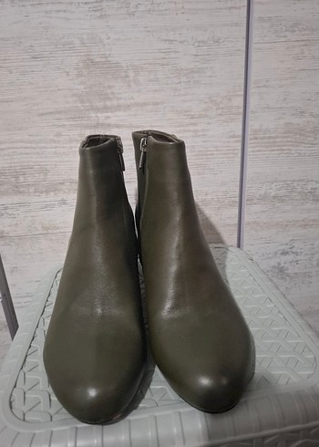 Bej Deri Kadın Topuklu Bot - Görsel 2