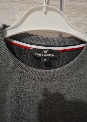 Gri New Balance Kadın Sweatshirt - Görsel 2