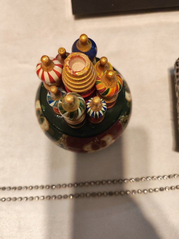 Renkli El Boyaması Figürin - Görsel 3