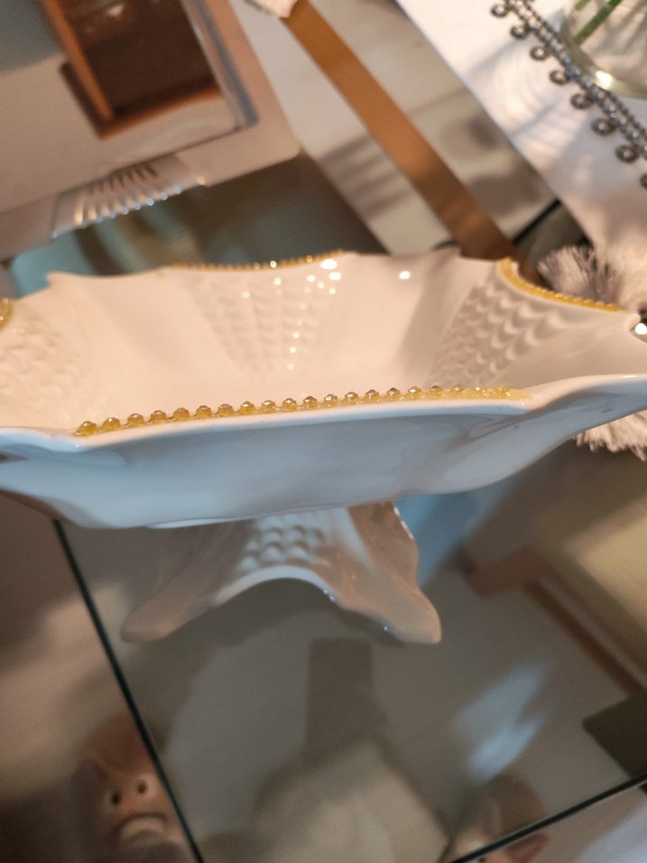 İşlemeli Beyaz Parlak Tabak - Görsel 3