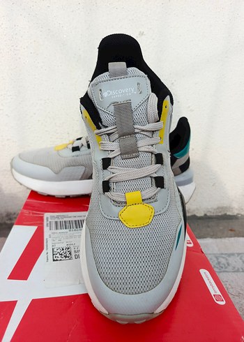 Gri Bağcıklı ve Cırt Cırtlı Erkek Spor Ayakkabı - Görsel 2