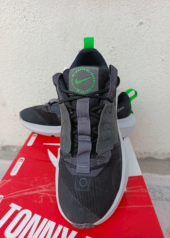 Gri Kadın Spor Ayakkabı Velcro Bantlı orijinal - Görsel 2