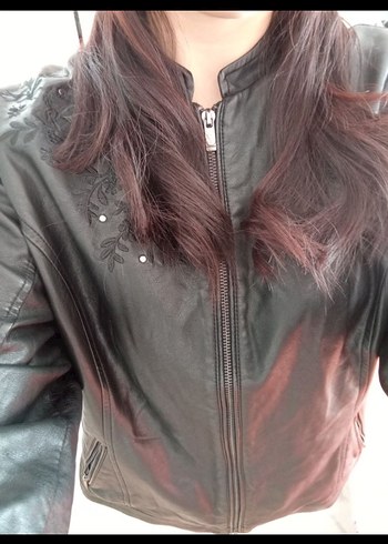 LC Waikiki Siyah Deri Biker ceket - Görsel 3