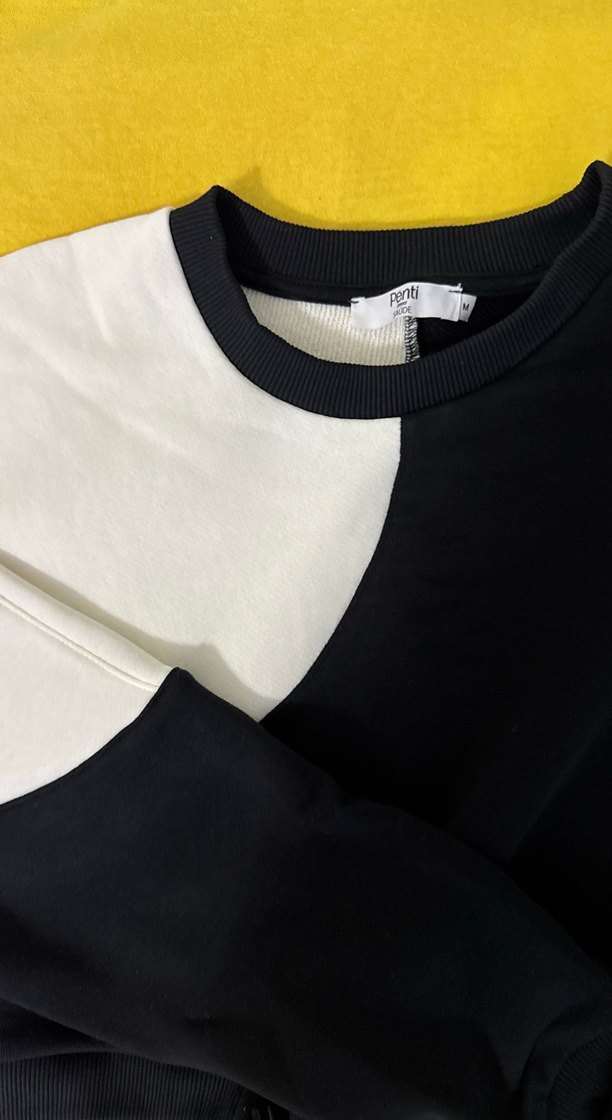 Siyah-Beyaz Kadın Sweatshirt - Görsel 3