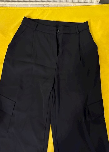 Siyah Rahat Kesim Midi Kadın Kumaş Pantolon - Görsel 2