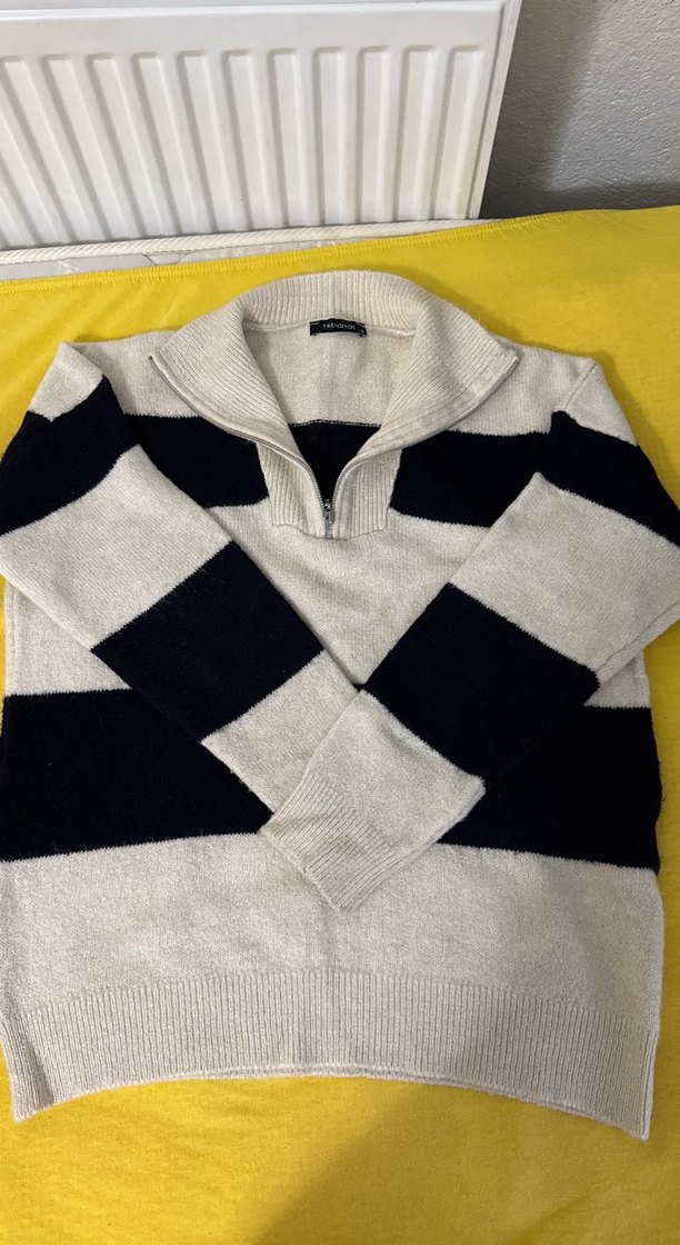 Gri Yüksek Yakalı Örgü Kadın Kazak - Görsel 2