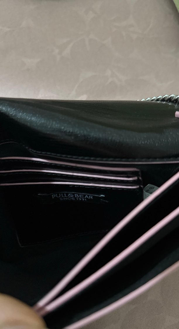 Zincir Detaylı Siyah Deri Yılan Baskılı Çanta - Görsel 2