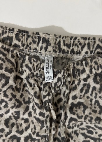 Kadın Gri Yılan Desenli Salaş Kumaş Pantolon - Görsel 2