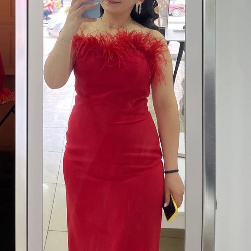 Kırmızı Tüylü Straplez Midi Abiye Elbise - Görsel 2