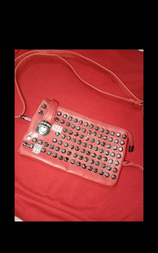 Kırmızı Tokalı Rock Punk Çanta - Görsel 2