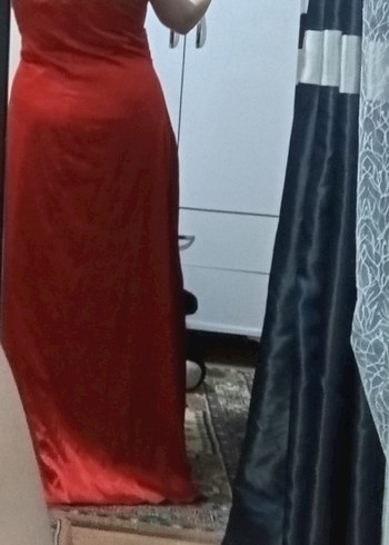 Kırmızı Uzun Drapeli Abiye Elbise - Görsel 2