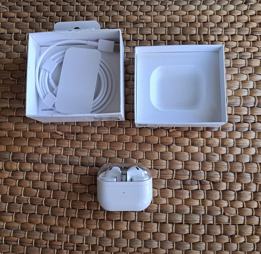 Samsung Galaxy Buds3 Kablosuz Kulaklık Beyaz - Görsel 3