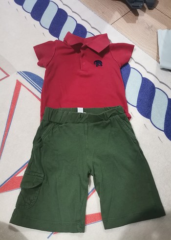 Kırmızı Polo Yaka Tişört ve Yeşil Şort Takımı