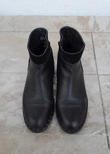 Siyah Zincir Detaylı Biker Kadın Bot - Görsel 2