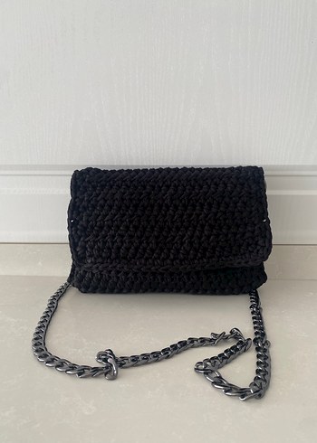 Zincir Detaylı Siyah Örgü Kadın Çanta - Görsel 2