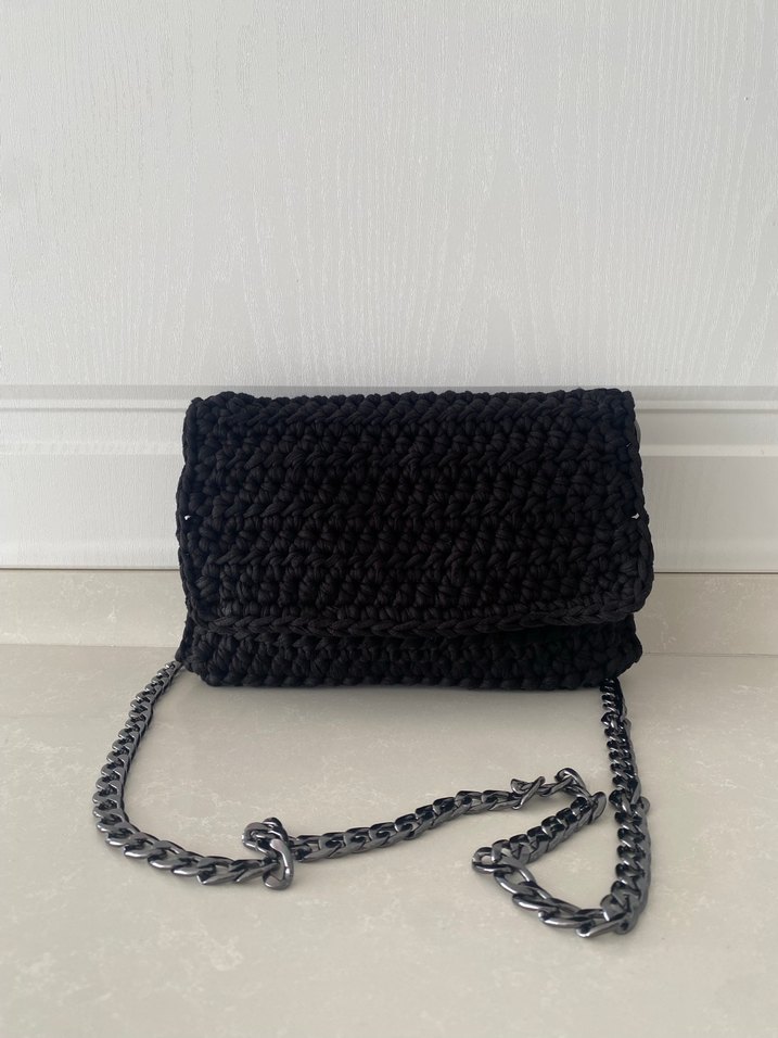 Zincir Detaylı Siyah Örgü Kadın Çanta - Görsel 2