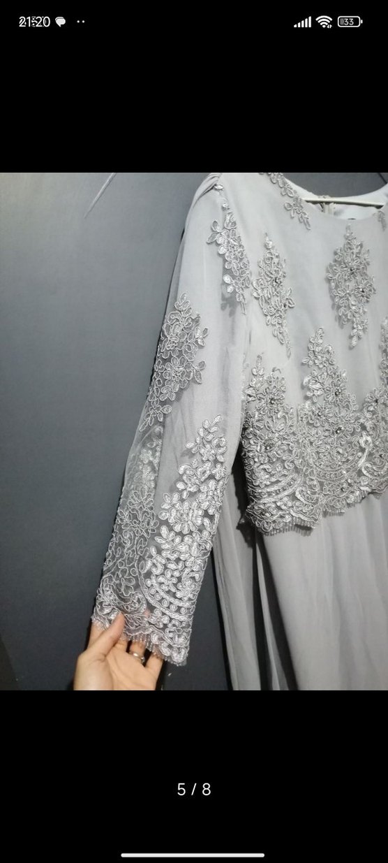 Gri Nakışlı Uzun Kollu Uzun Elbise - Görsel 3