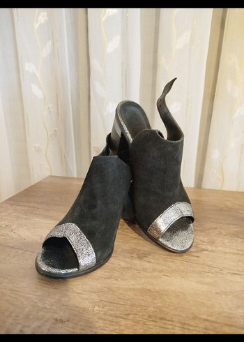 Kadın Süet Topuklu Ayakkabı - Görsel 3