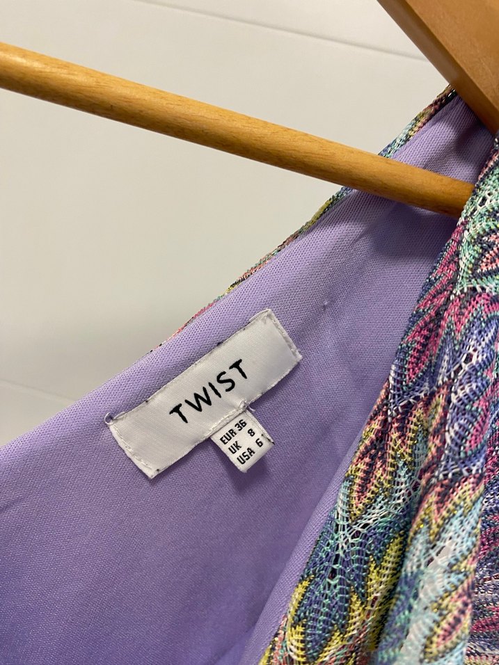 Piliseli V Yaka Çok Renkli Uzun Triko Elbise - Görsel 3