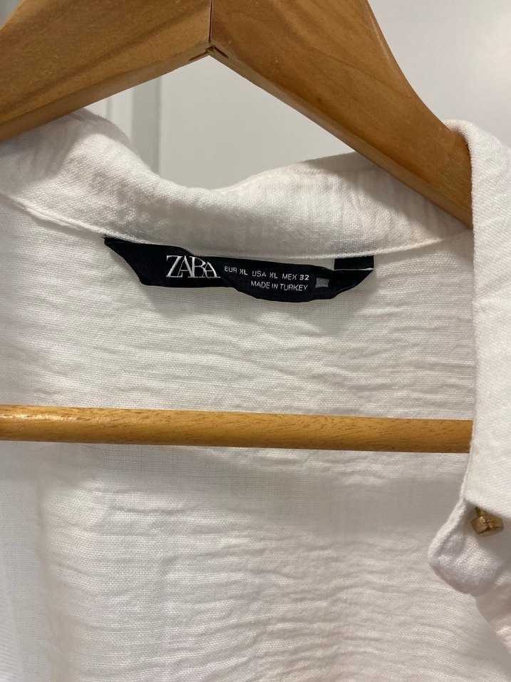 Düğmeli Beyaz mini elbise - Görsel 3