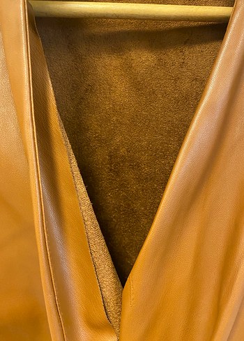 Kahverengi Deri V Yaka Uzun Elbise - Görsel 4