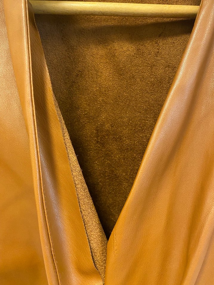 Kahverengi Deri V Yaka Uzun Elbise - Görsel 4