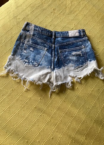 Düğmeli Batik Desenli Kadın Mini Kot Şort - Görsel 2