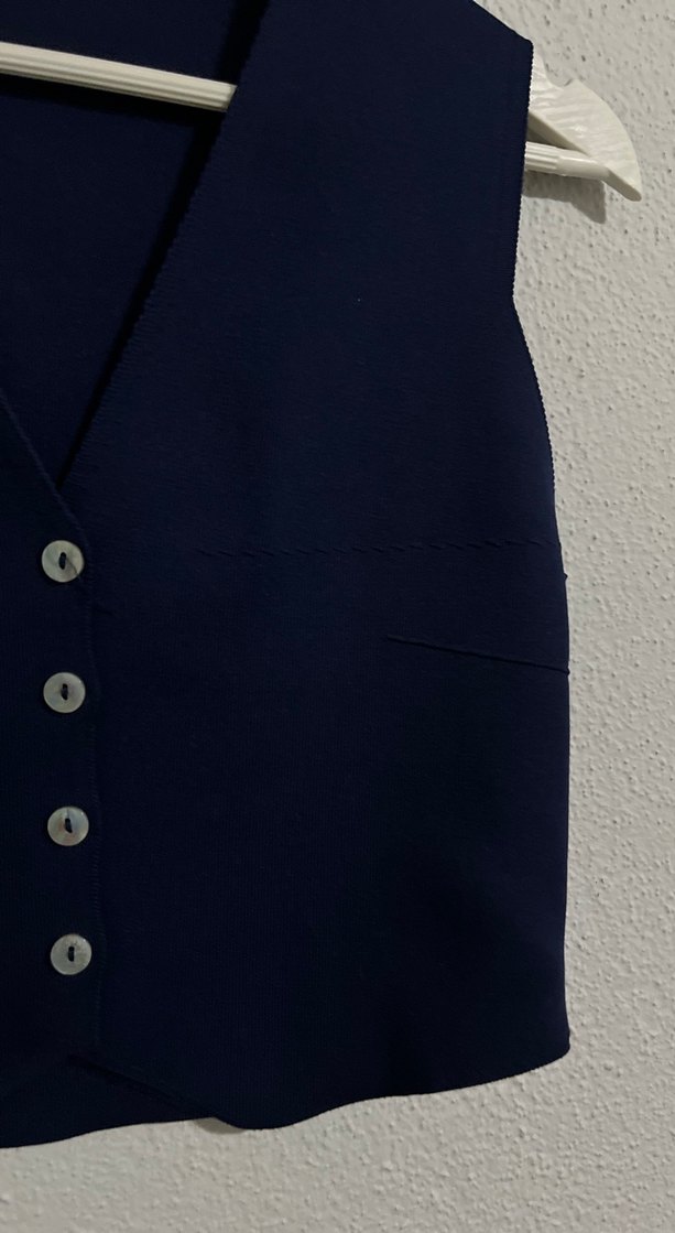 Düğmeli Lacivert V Yaka Kadın Yelek - Görsel 3