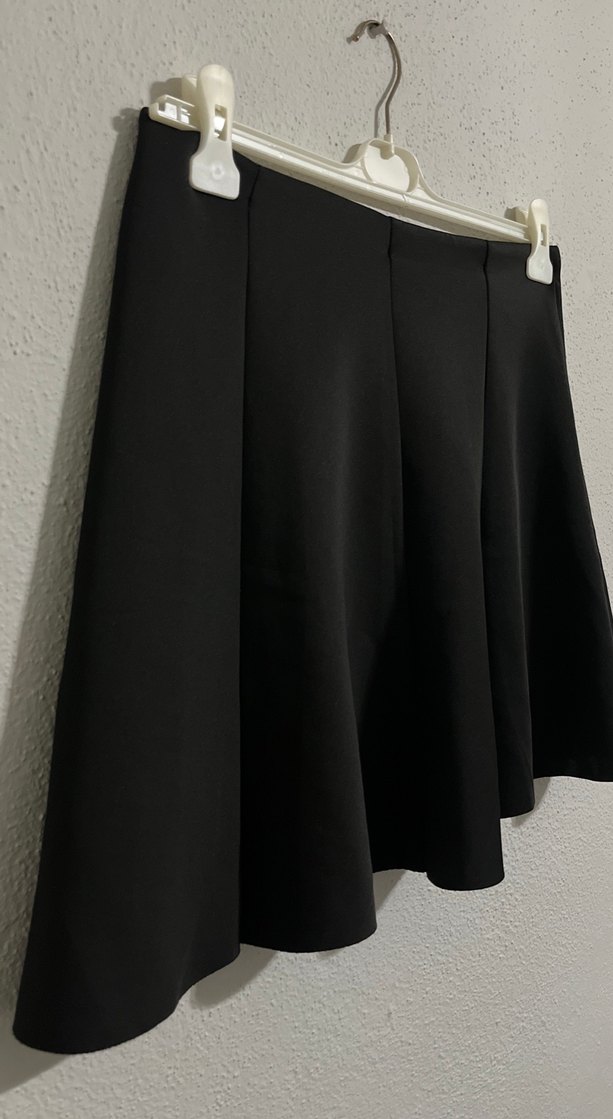 Kadın Siyah Piliseli Mini Etek - Görsel 4