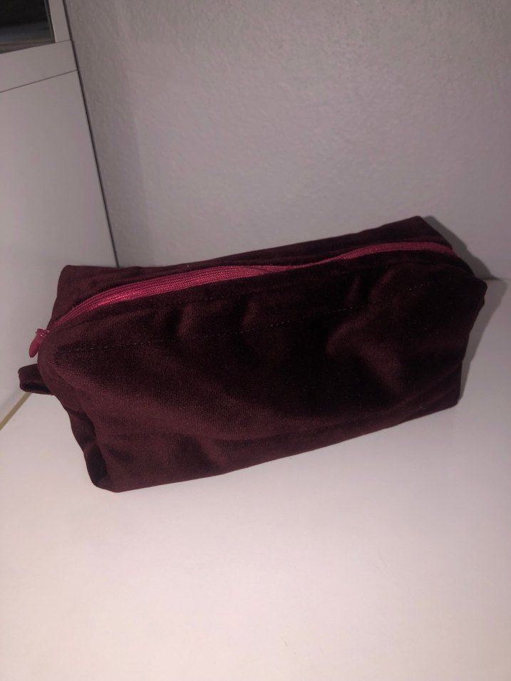 Fermuarlı Bordo Kadın Makyaj Çantası - Görsel 3