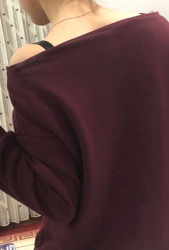 Kayık yaka sweatshirt - Görsel 4