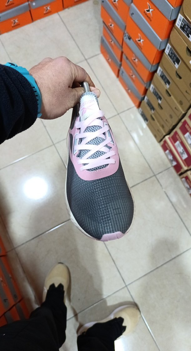 Yılan Desenli Pembe Gri Spor Ayakkabı - Görsel 2