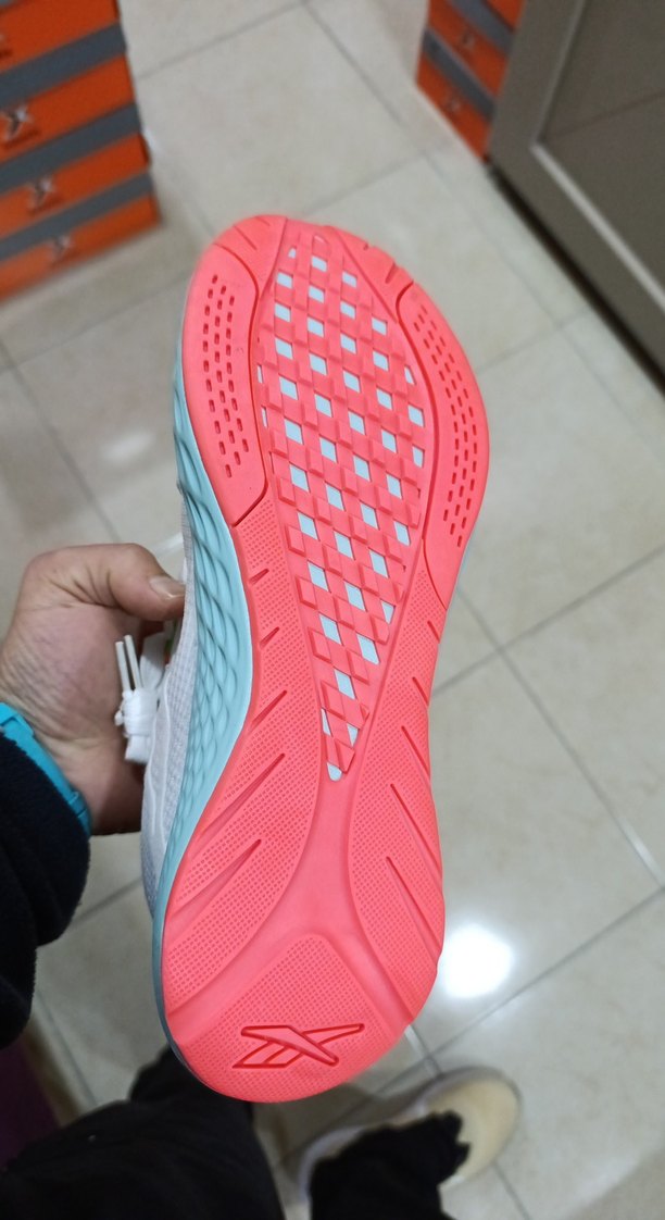 Beyaz Renkli Bağcıklı Kadın Spor Ayakkabı - Görsel 3